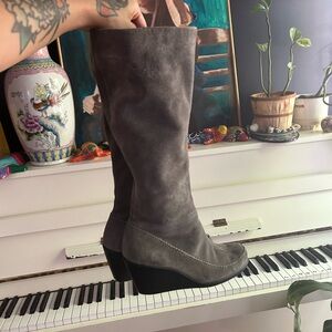 Aerosoles Women's Tall Riding Knee High Boots Wedge 7.5M Gray Suede